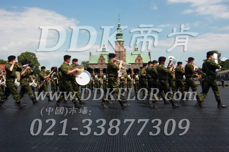 黑色定制(2)_廣場草坪地面保護材料樣板圖片,帝肯(DDK)_7000_222(草坪保護材料)效果圖 黑色定制(2)_廣場草坪地面保護材料樣板圖片,帝肯(DDK)_7000_222(草坪保護材料)效果圖,草坪保護板,草坪保護墊,草坪專用蓋板,草坪地板
