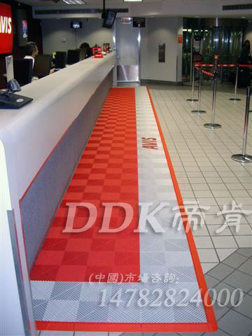 專業室內防滑地墊，適用于各種地磚表面，如酒店賓館商店收銀臺處等樣板圖片，帝肯(DDK)8100_900 效果圖，健身房防震地墊,塑料網格防滑地墊,拼接式防滑墊,收銀臺防滑墊,防塵地墊，
